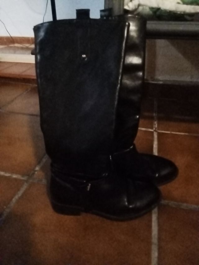 Botas mujer caña alta negras