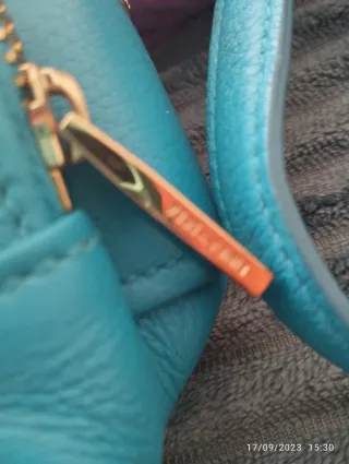 Bolso Bimba y Lola Turquesa y Dorado,piel