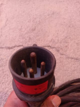 Cable eléctrico trifásico 27 metros