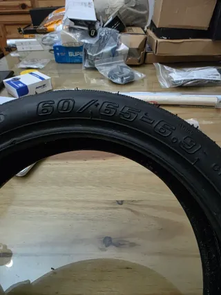 Neumático para patinete