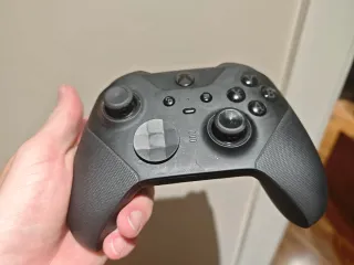 Mando Elite Xbox con funda