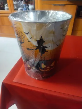 Cubo Halloween Bruja Calabaza Metal