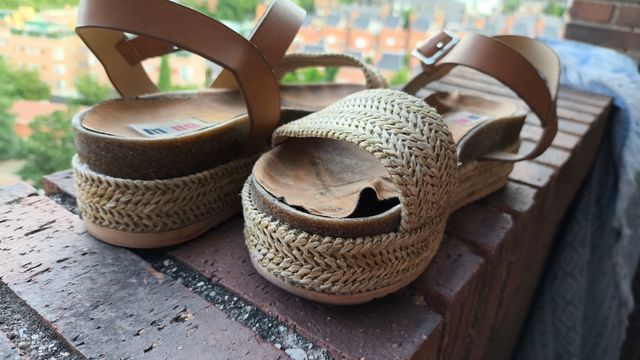 Sandalias de plataforma Mustang