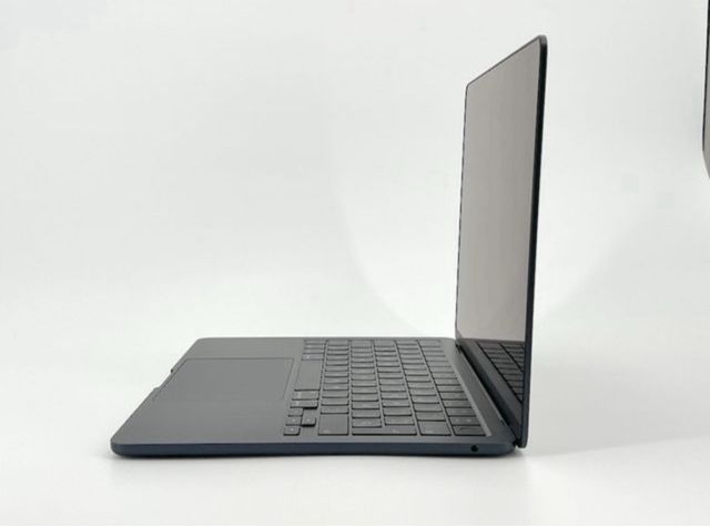 MacBook Air 13" (2024) M3 SSD 512GB - 16GB RAM