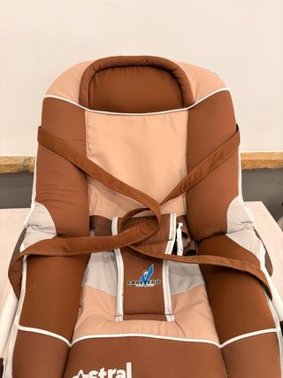 Amaca per bambini Astral con giocattoli