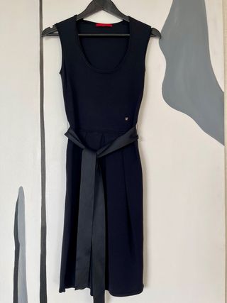 Vestido de punto Carolina Herrera negro