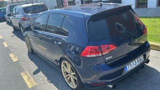 Volkswagen Golf GTI PERFORMANCE