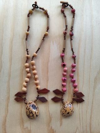 Collane con semi di tagua naturali