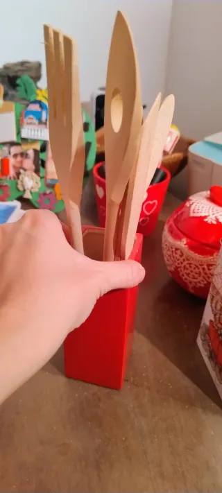 Vaso rosso cuori porta mestoli