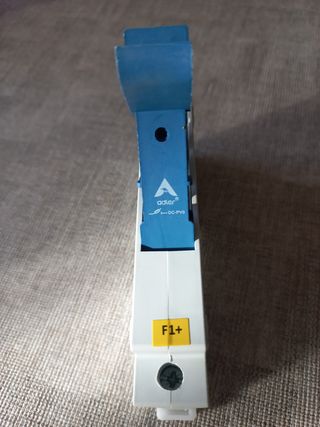 Portafusible Adler BH300-01 + Fusible
