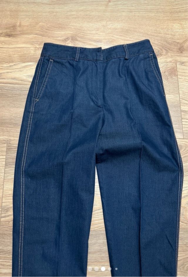 Pantalones Zara con pespuntes