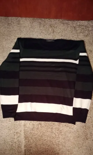 Jersey de rayas negro, verde y blanco
