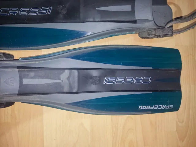 Aletas Cressi Spacefrog submarinismo