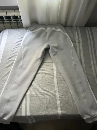 Pantalones Adidas Real Madrid grises