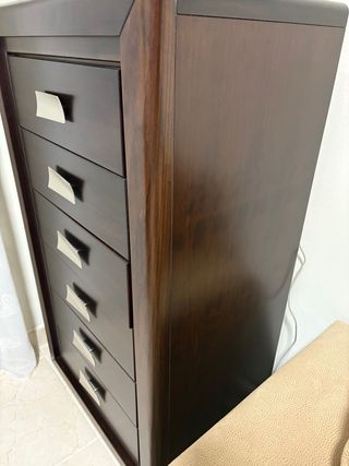 Sifonier de madera marrón