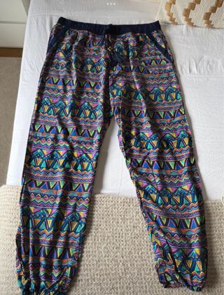Pantalón Primark geométrico Talla XL