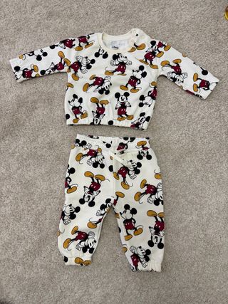 Conjunto chándal bebé 9m Disney Mickey