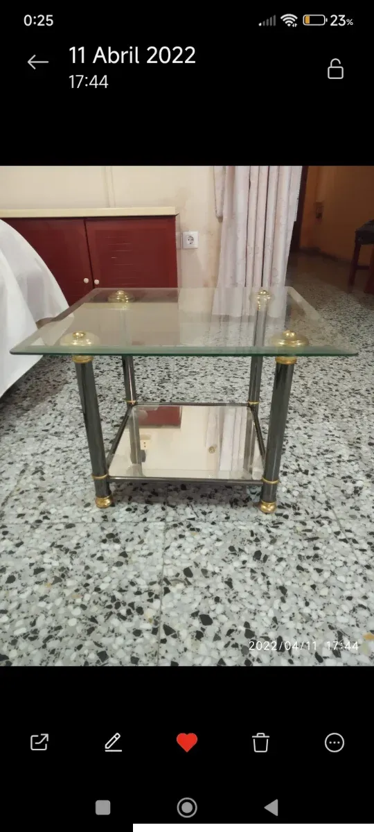 2 Mesas auxiliares cristal/metal tusteno y dorados