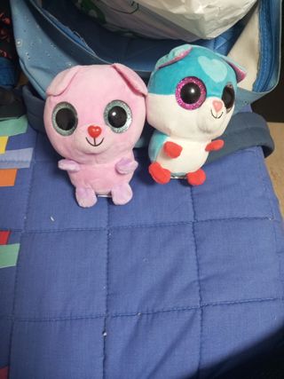 2 piccoli giocattoli di peluche Doki-Doki
