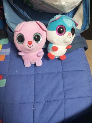 2 piccoli giocattoli di peluche Doki-Doki