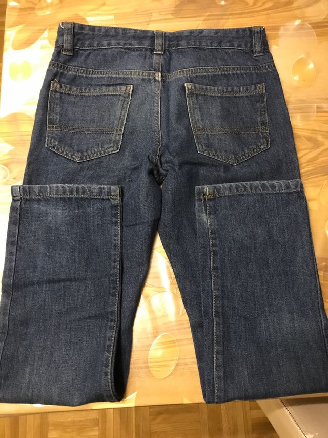 Pantalón vaquero niño Talla 140. 9/10 años