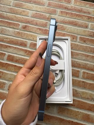 iPhone 14 blu