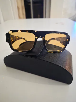 Gafas de sol Prada Tortoise