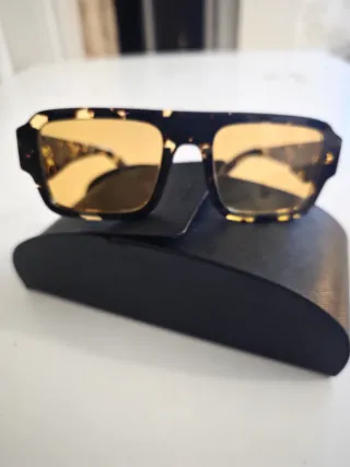 Gafas de sol Prada Tortoise