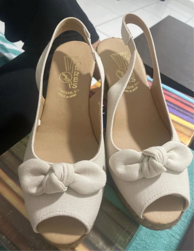 Alpargatas Beige con Lazo