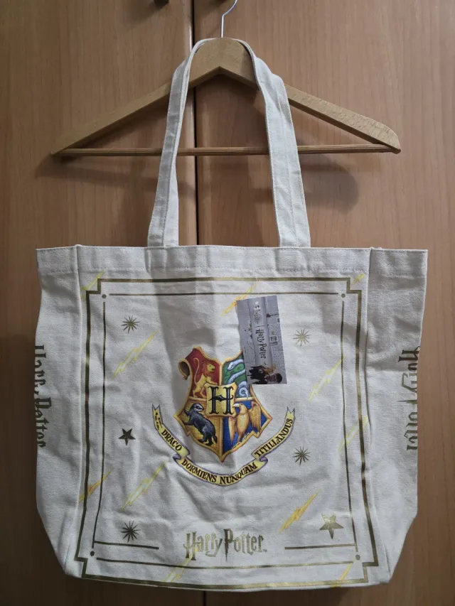 Bolsa Harry Potter. CON ETIQUETA
6,40 EUROS