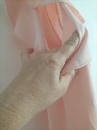 Jersey rosa con volantes