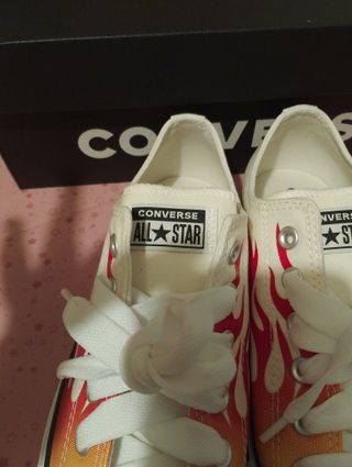 Converse unisex fiamme rosse e gialle mis 40