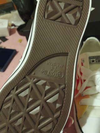 Converse unisex fiamme rosse e gialle mis 40