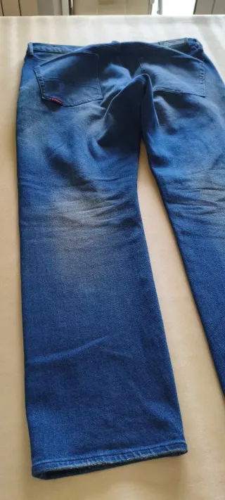 Vaqueros Superdry W36 L32