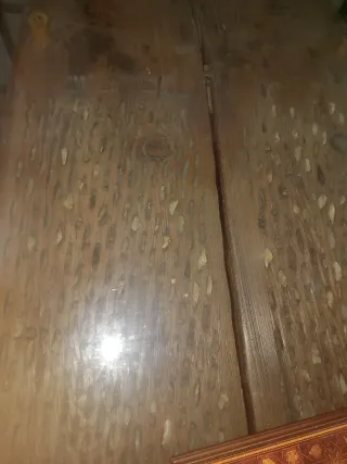 Mesa artesanal madera y cristal