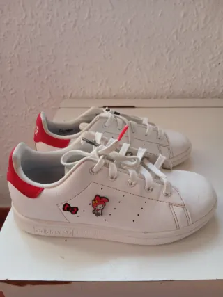 Zapatillas Adidas Hello Kitty Niña Talla 33