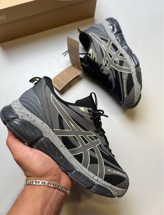 Zapatillas CALIDAD
NÚMERO 40