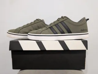 Adidas VS Pace 2.0 Verde Talla 43 y 1/3

