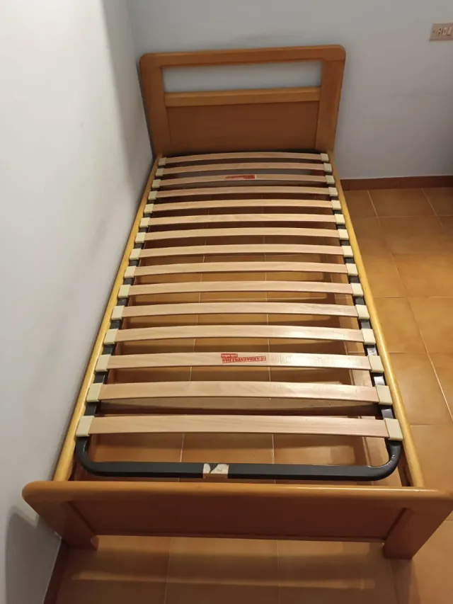 Somier + Colchón Madera