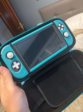 Nintendo Switch Lite Grey + scheda Sandisk da 128 GB
