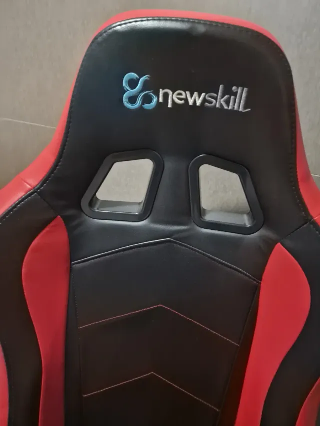 Silla Gaming Newskill Takamikura v1 Roja y Negra