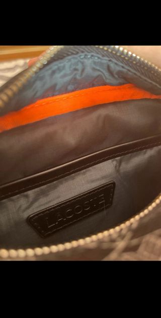 Bolso bandolera Lacoste monograma