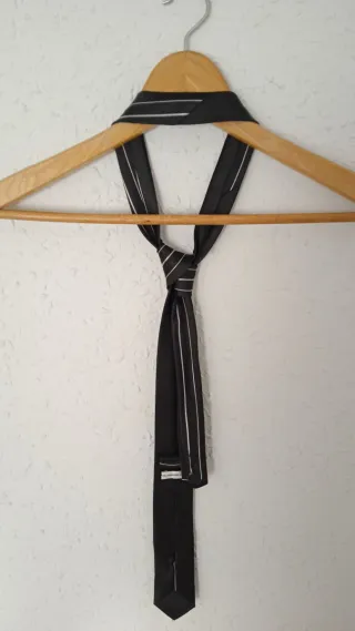 Corbata Yellow Skin