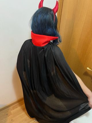 Capa de Diablo Negra y Roja con Vendas (2 de cada)