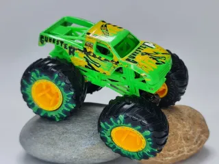 Hot Wheels Monster Truck Gunkster 1/64