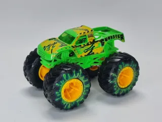 Hot Wheels Monster Truck Gunkster 1/64