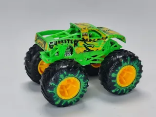 Hot Wheels Monster Truck Gunkster 1/64