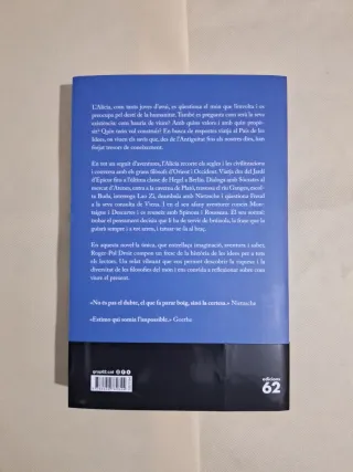 Libro " Alícia al País de les Idees "