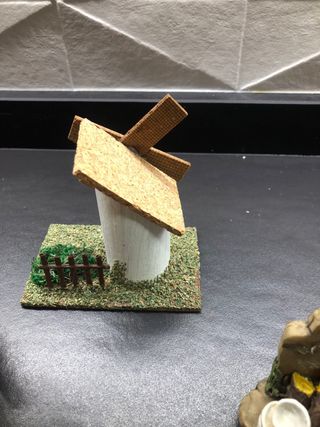 Figuras Belén: Burro, Carro, Molino 5€ cada uno