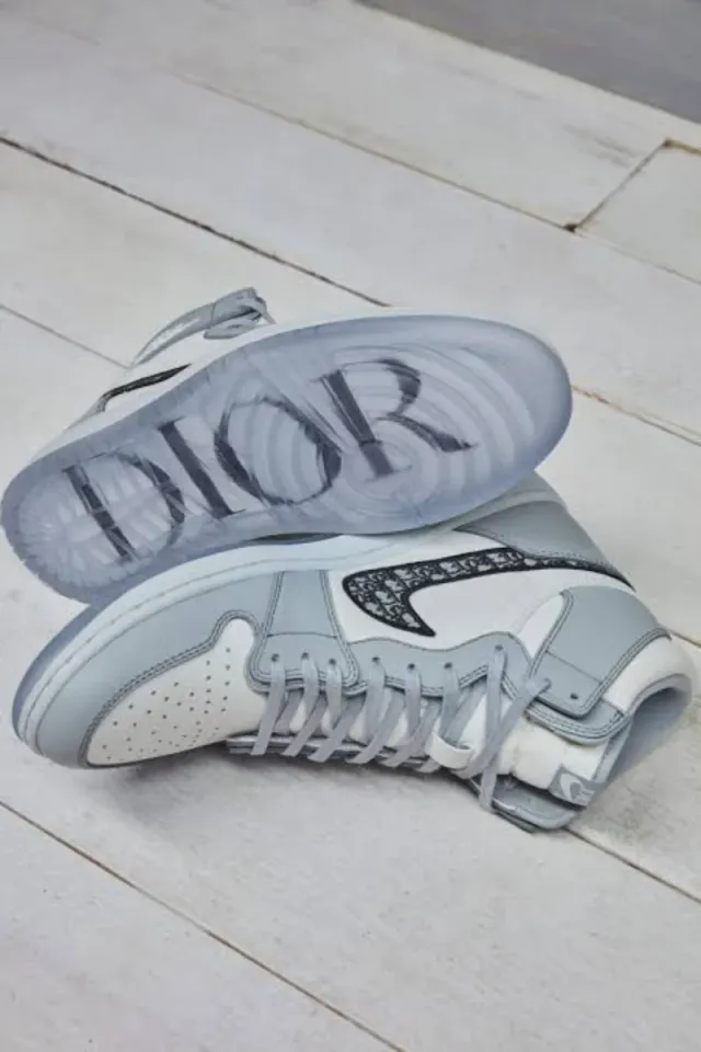 Nike Jordan x Dior Gris/Blanco